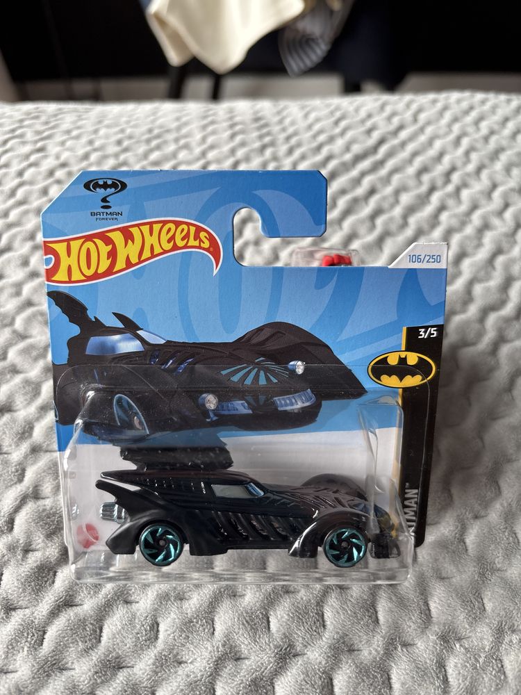 Hot wheels batman forever batmobile TH 2024