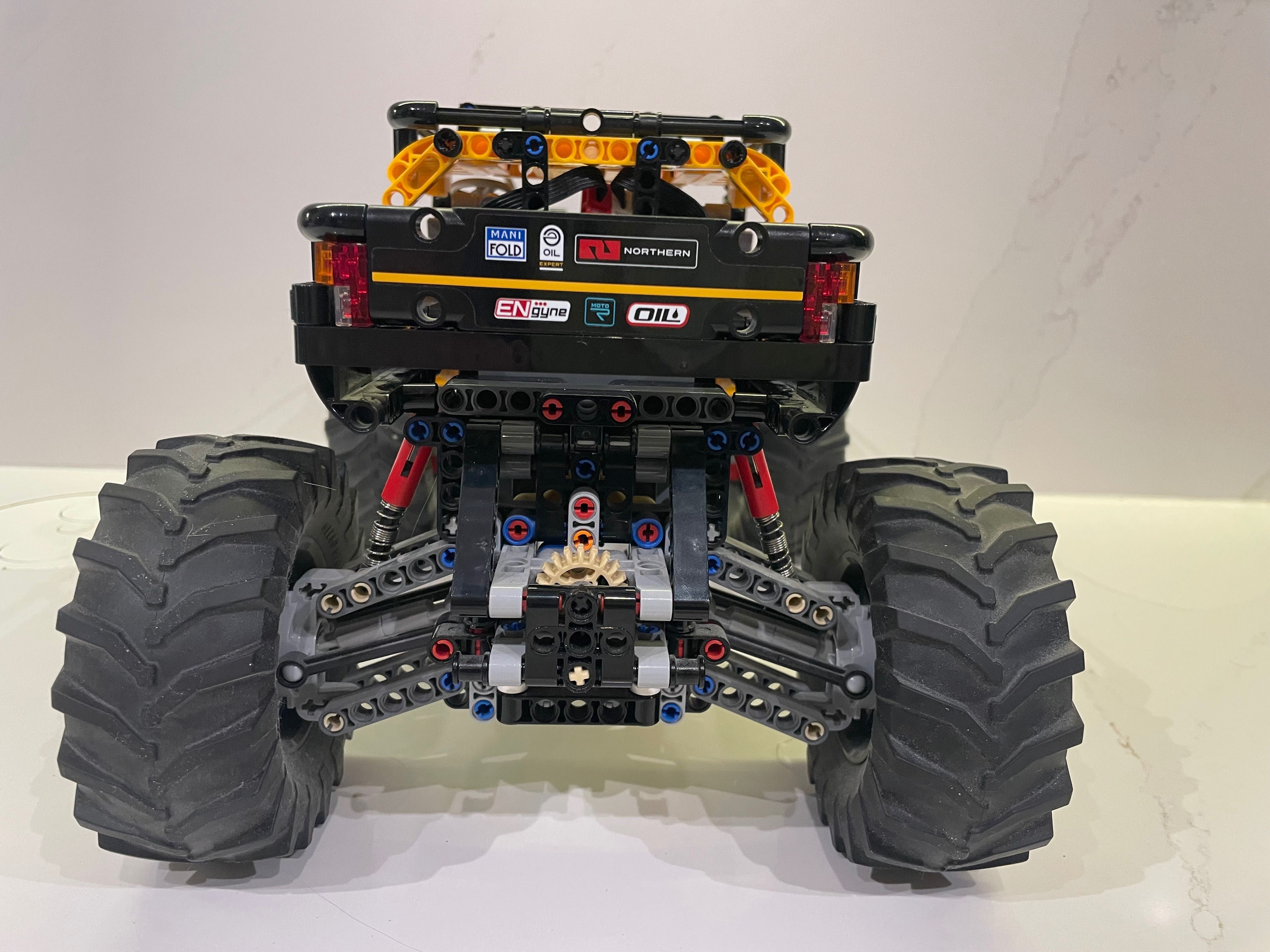 Lego technic 42099 zdalnie sterowany pojazd terenowy