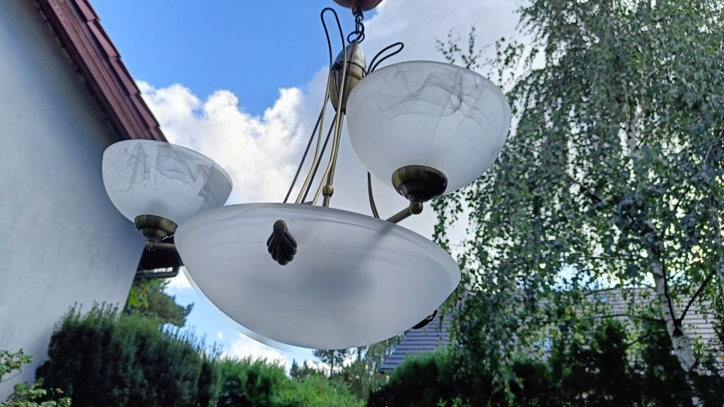 Lampa wisząca z kloszami