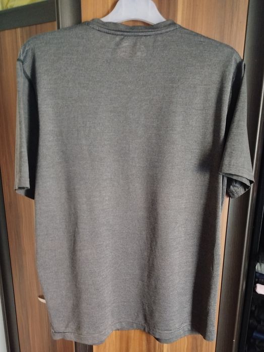 Koszulka męska Under Armour rozmiar L/XL stan idealny