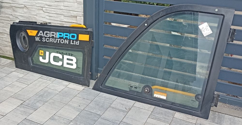 Drzwi JCB ładowarka teleskopowa Góra dół
