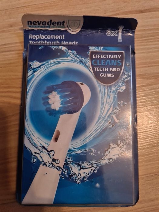 końcówki 8 szt Novadent pasuja do szczoteczki elektrycznej Oral B