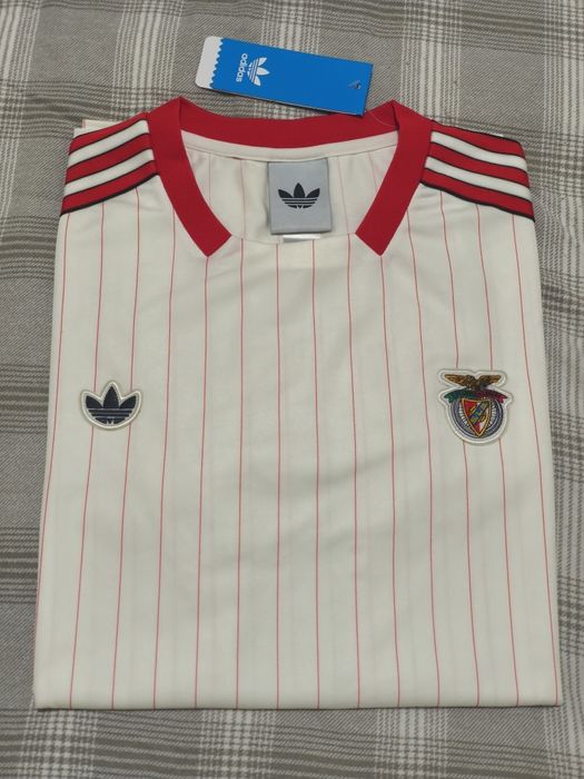 Camisola Benfica coleção da Originals