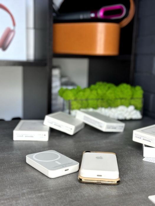 Power bank magsafe
