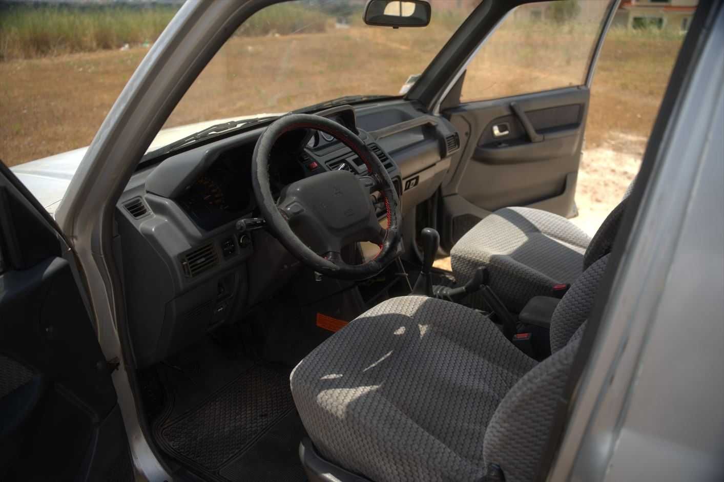 Mitsubishi Pajero 2.5TD GLS