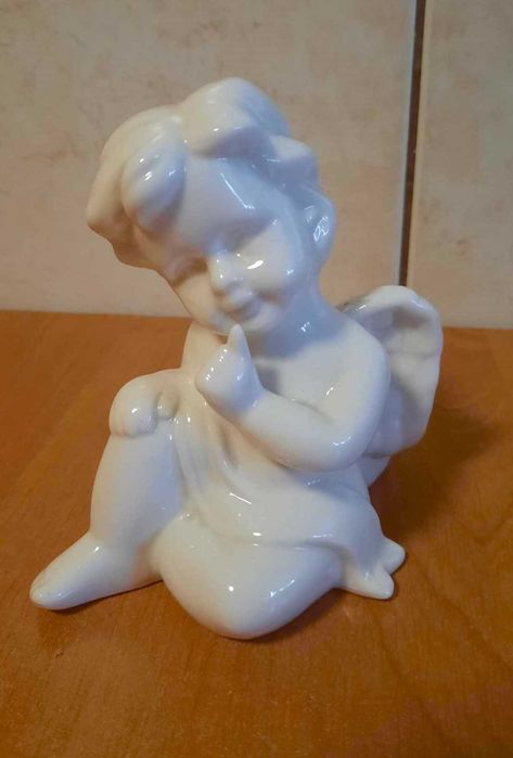 Aniołek biały świecznik