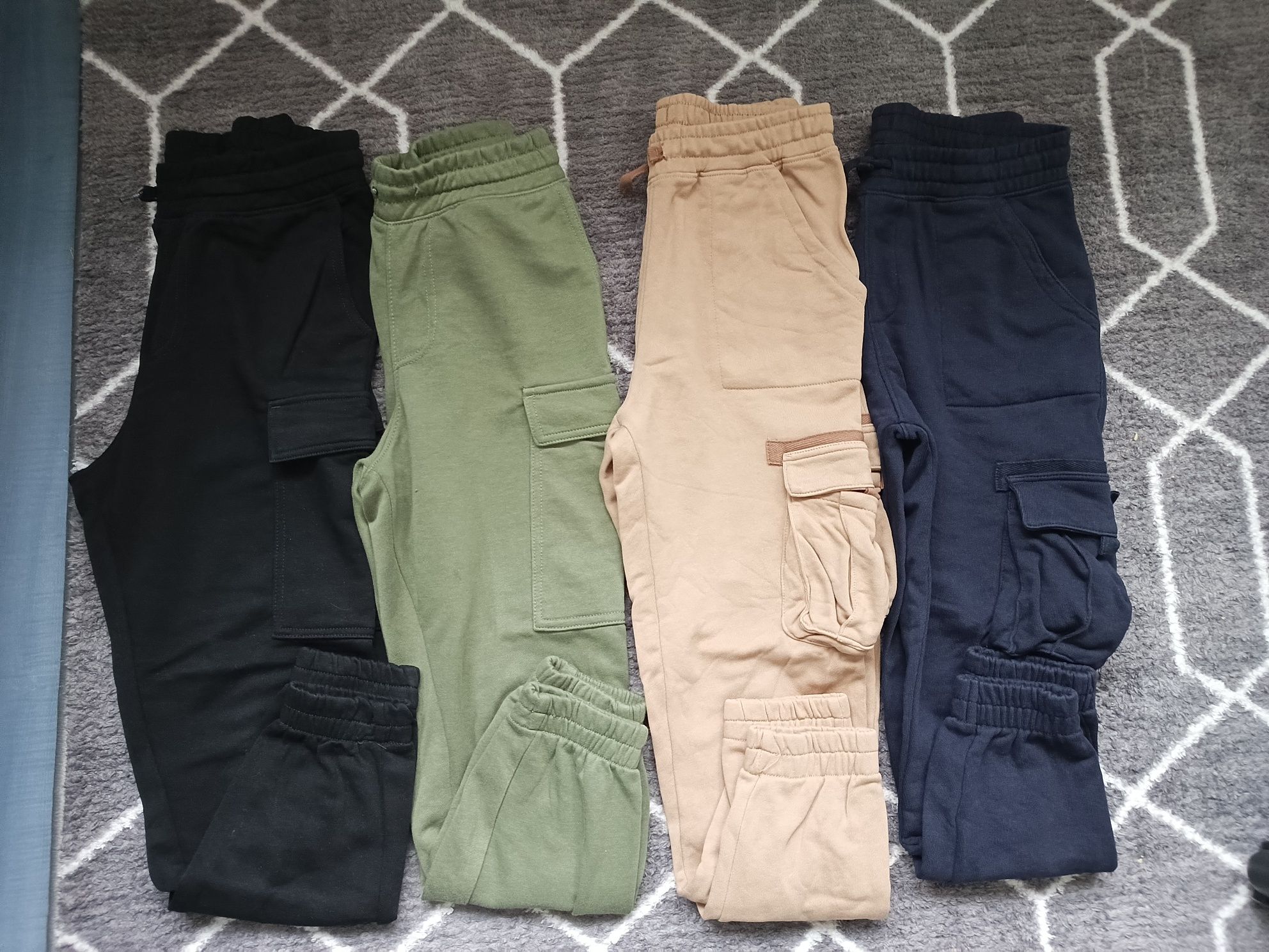 Spodnie dresowe cargo h&m 140 joggersy Minecraft