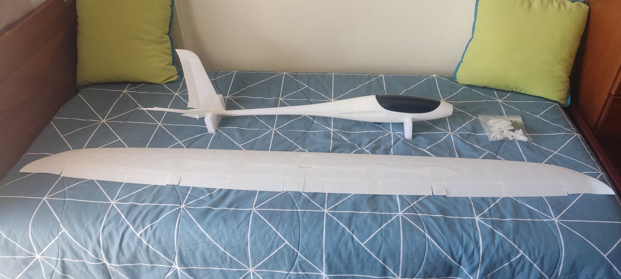 Planador RC V-tail