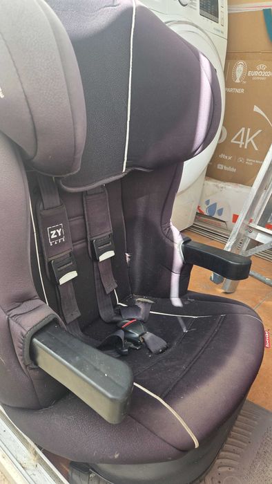 Cadeira automóvel criança