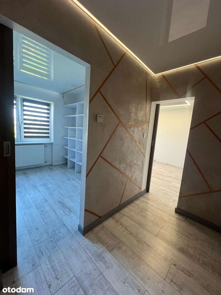 KOMORNO 3 pok I piętro - balkon- działka - garaż 24 m² - piwnica 15 m²
