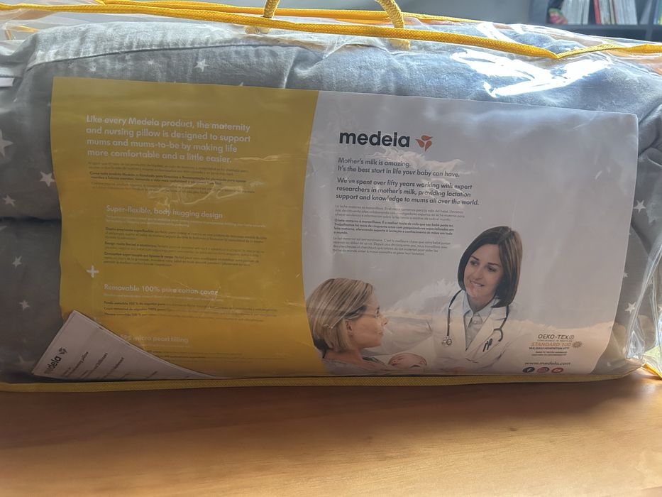 Almofada de maternidade e amamentação Medela