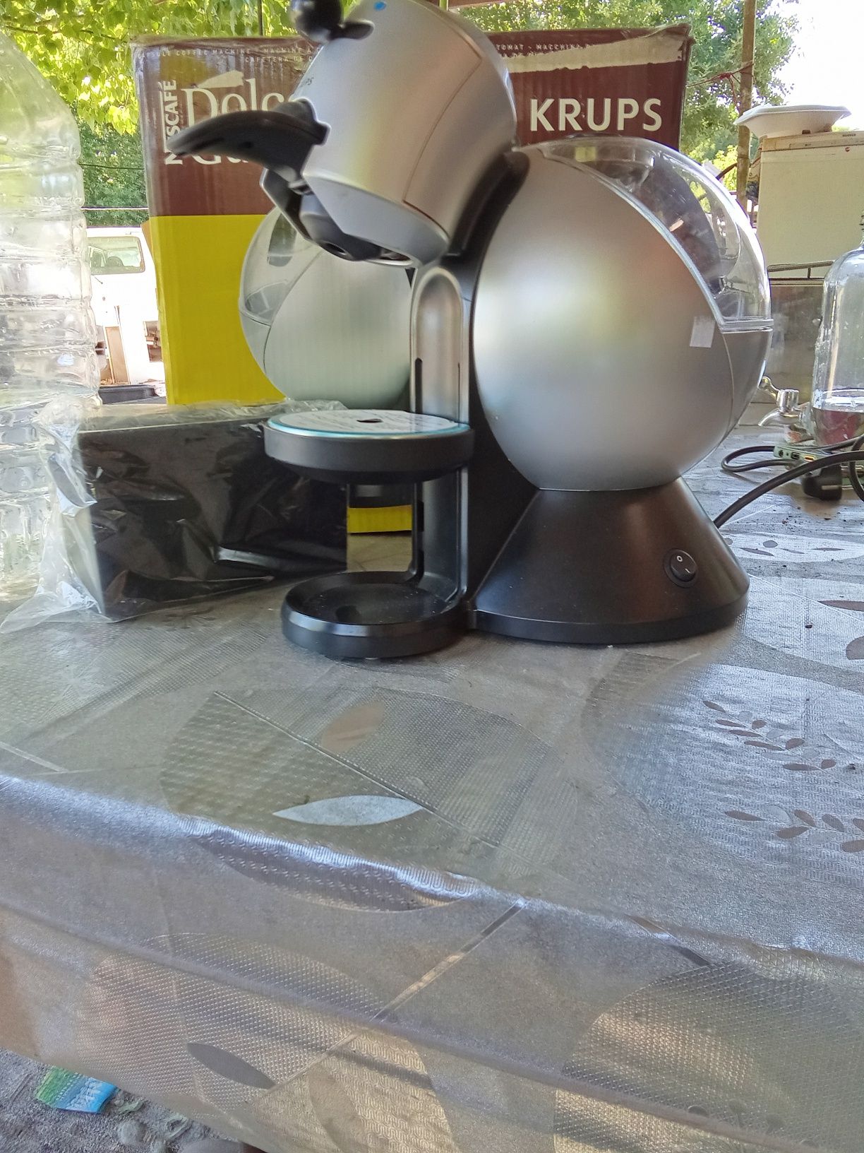 Vendo máquina de café KPUPS nova