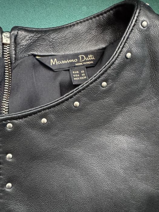 Шкіряна сукня бренду Massimo Dutti, чорного кольору