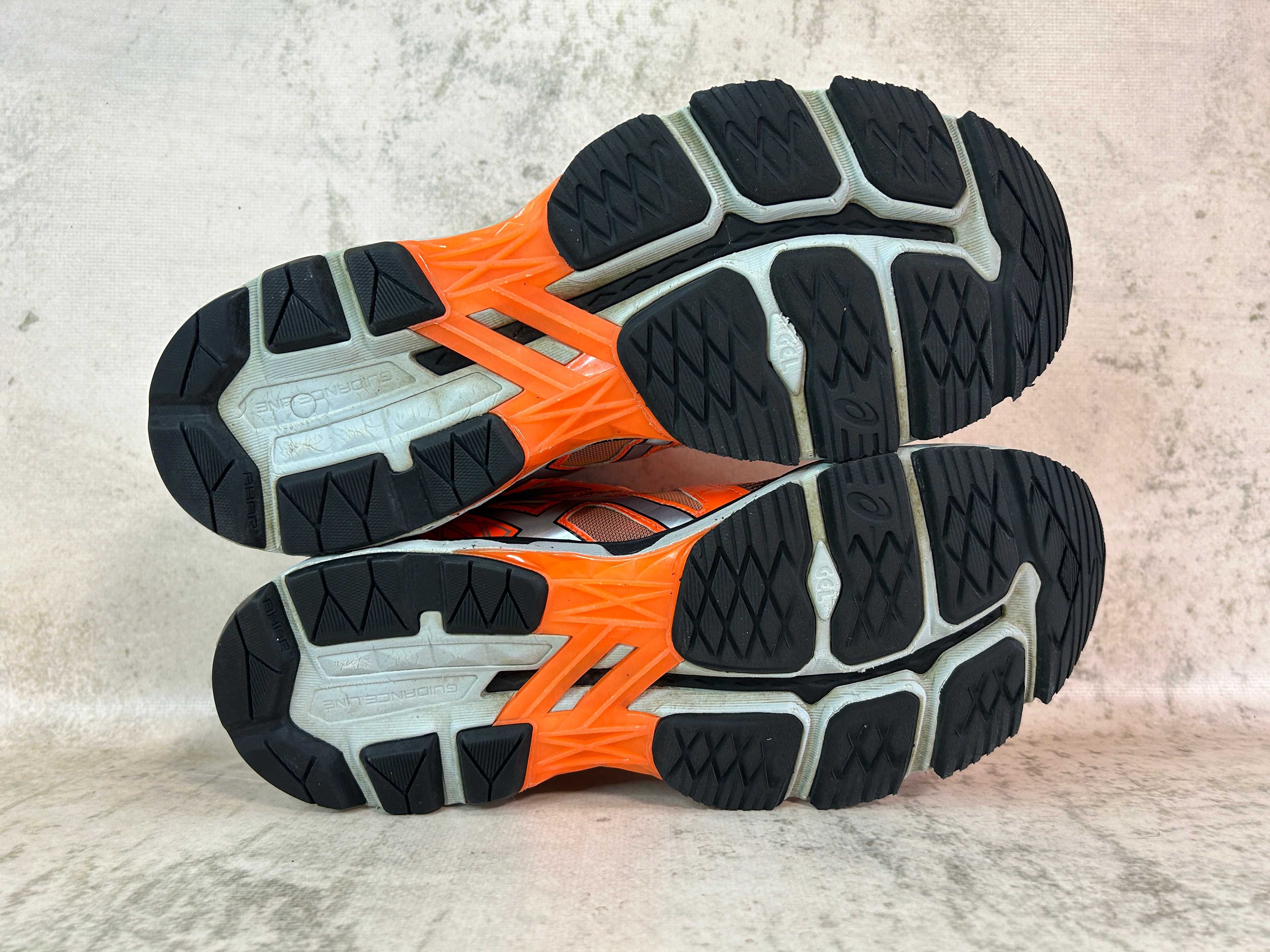 Кроссовки Asics GT-2000 4 Lite-Show PlasmaGuard