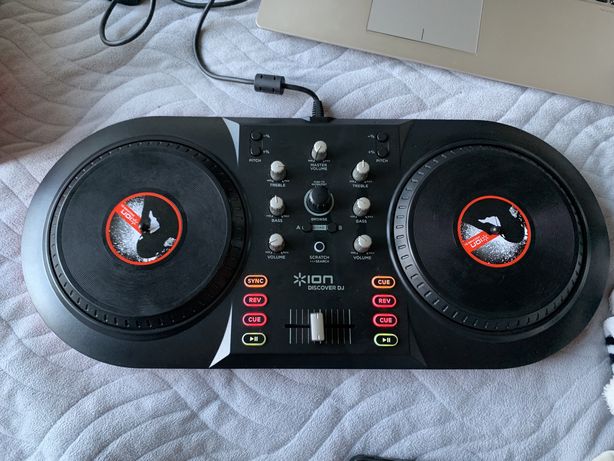Контроллер ION Discover DJ
