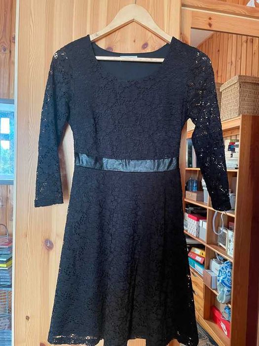 sukienka colloseum czarna rozmiar xs z koronką