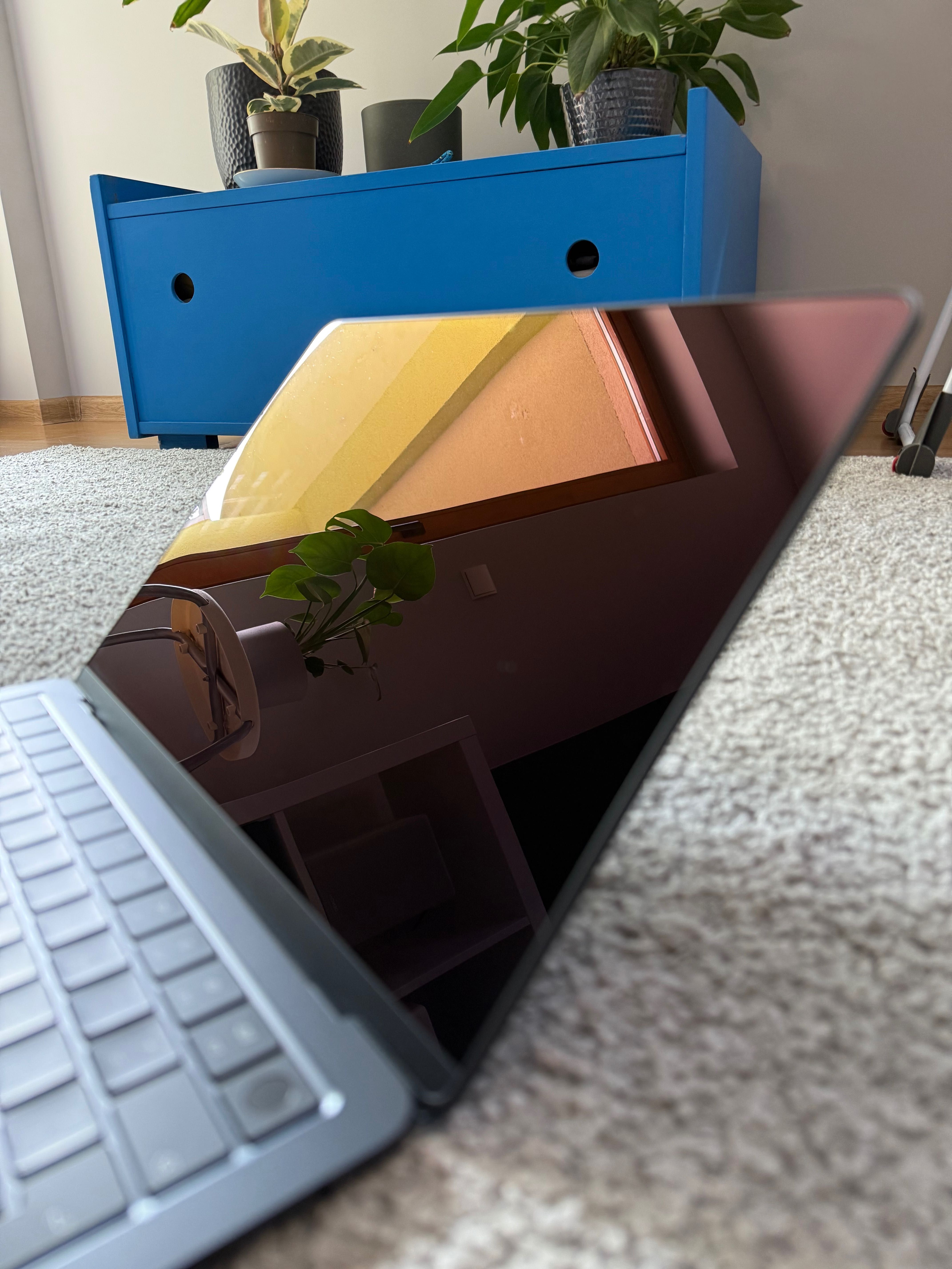 Apple MacBook Air 13 M2/8GB/256GB SSD/INT/macOS Północ - stan idealny