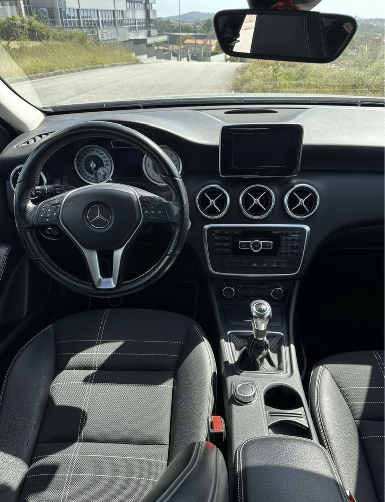 Mercedes A180 Nacional