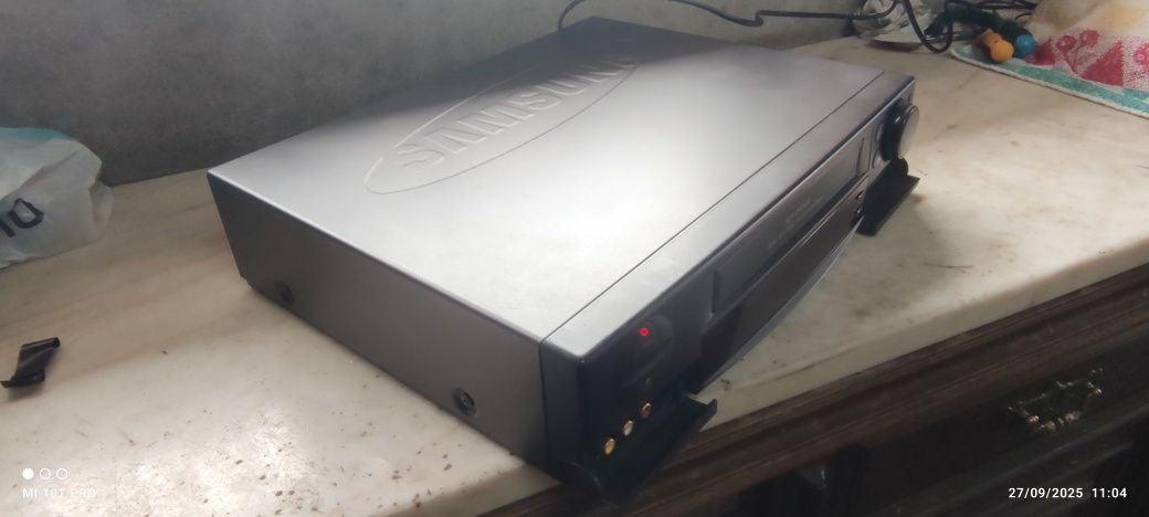 Video Samsung VHS como novo a funcionar.