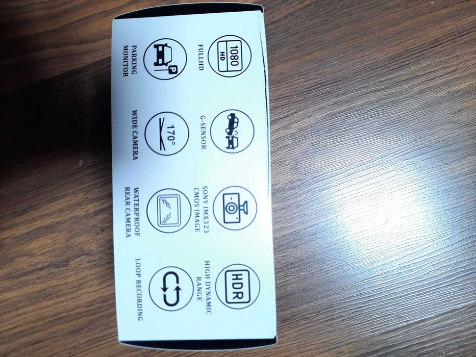 Rejestrator samochodowy z funkcją kamery na tył. Feegar patrol. Nowy.