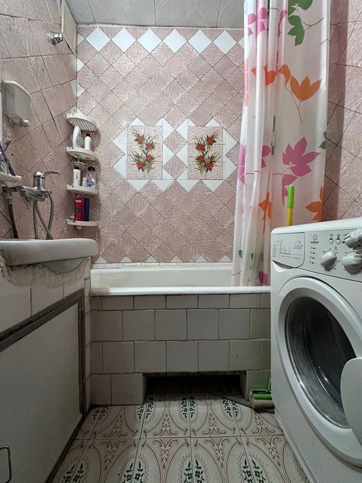 Продаж 3-км квартири | район Варшавського ринку