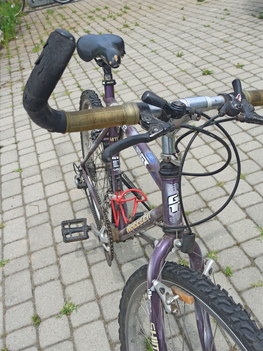 Rower górski MTB, terenowy, fioletowy.