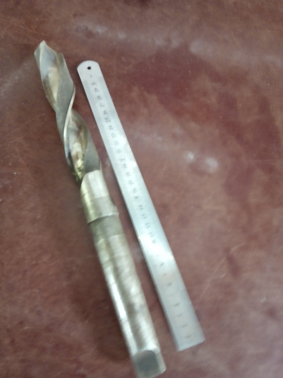 Сверло d15-45 R6M5, R18 с коническим хвостовиком новые и б.у