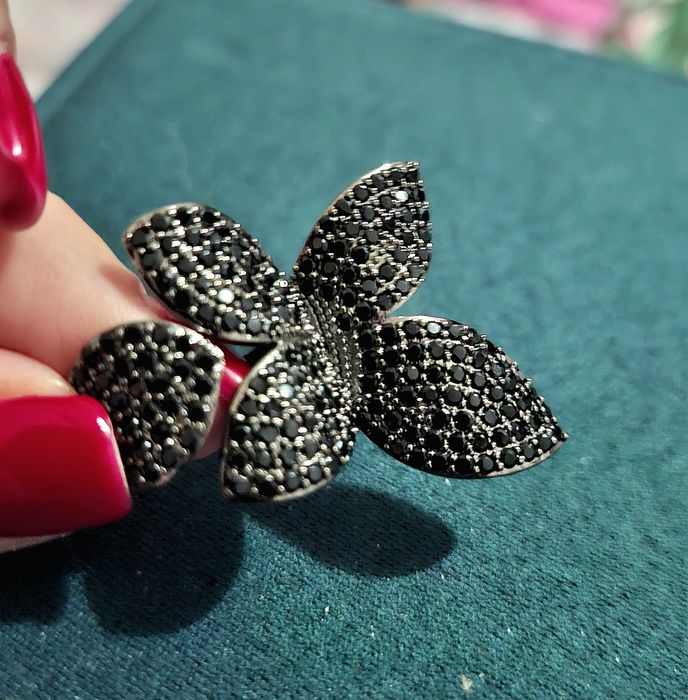 Стильні, шикарні прикраси