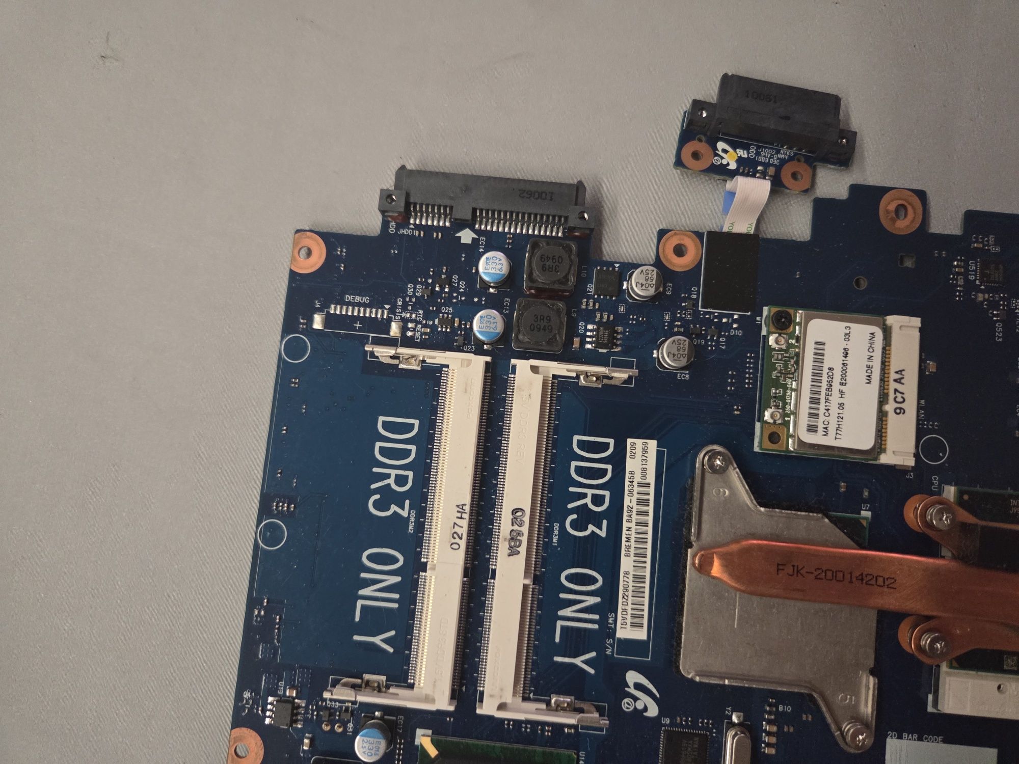 Sprzedam sprawną płytę główną do laptopa SAMSUNG R530