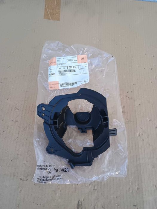 Ramka mocowanie halogenu PRAWA BMW X3 F25 NOWA ORYGINAŁ OE