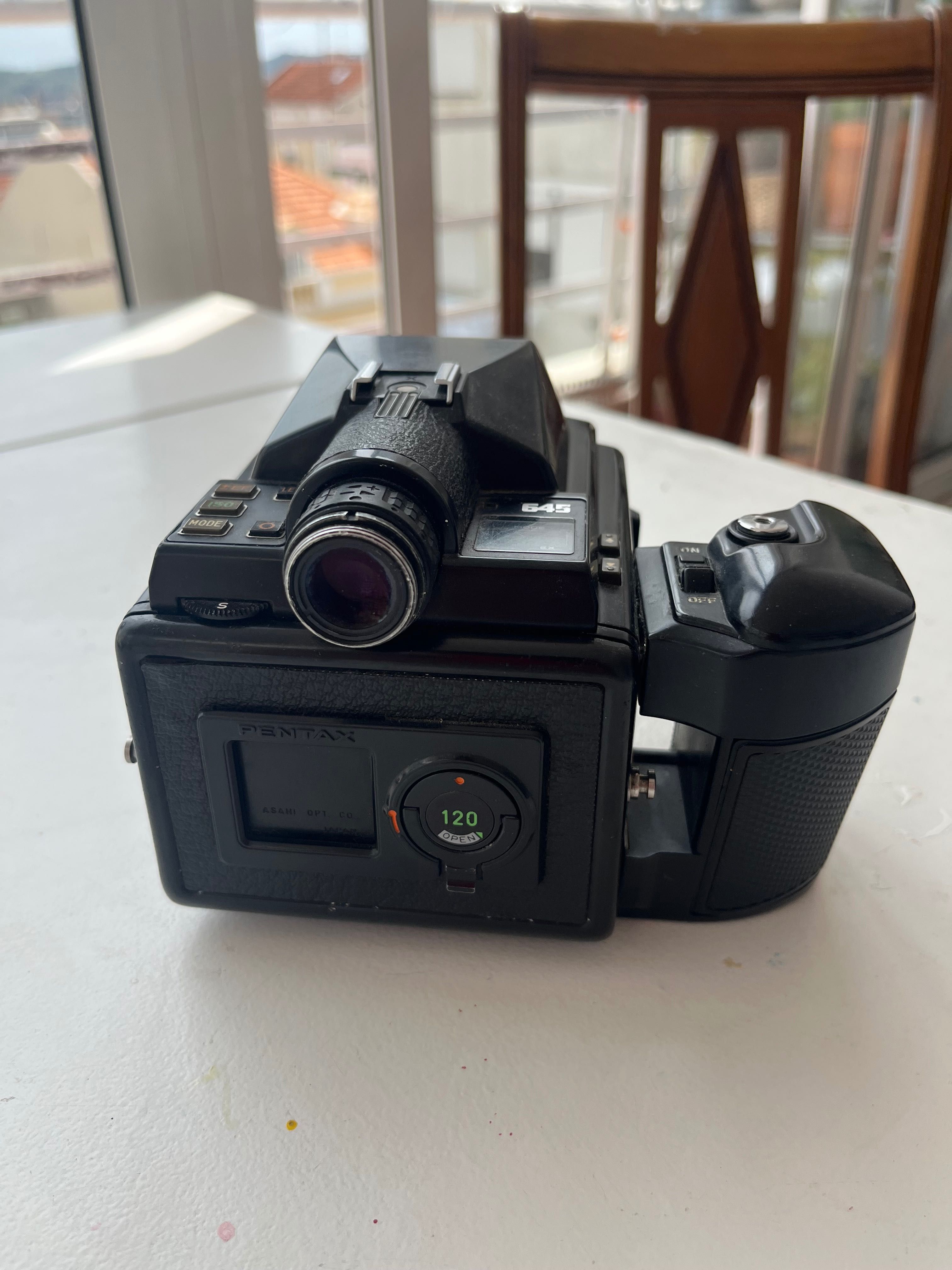 Pentax medium format camera + objective