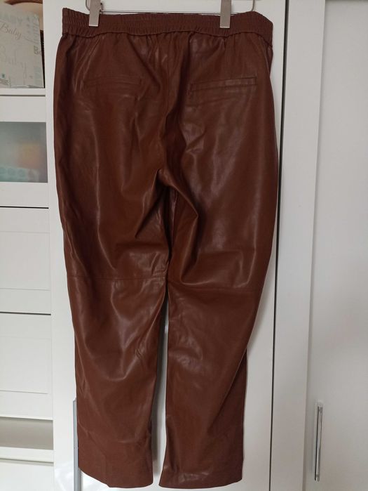 spodnie skórzane brązowe