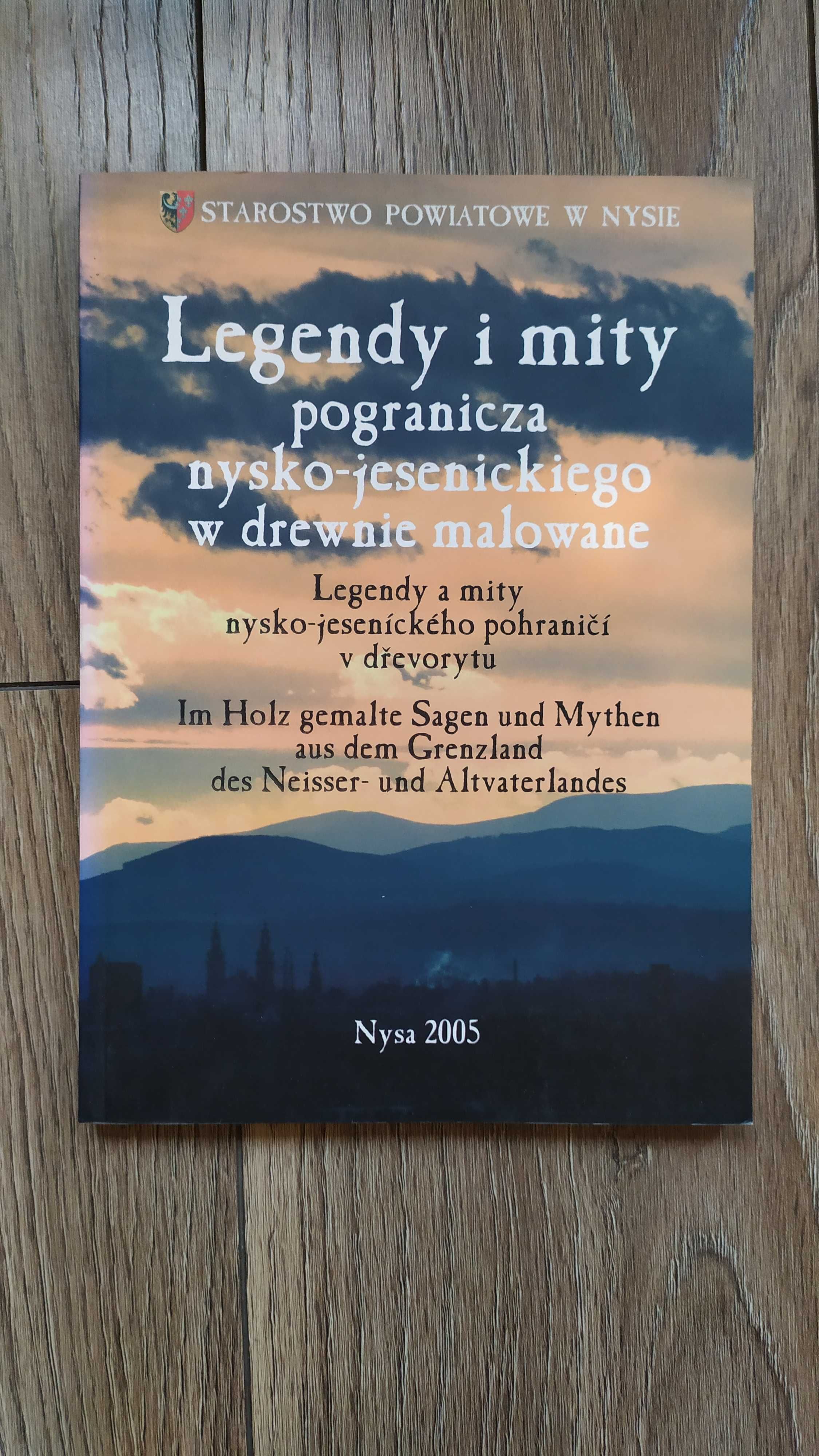 Legendy i mity pogranicza nysko-jesenickiego w drewnie malowane