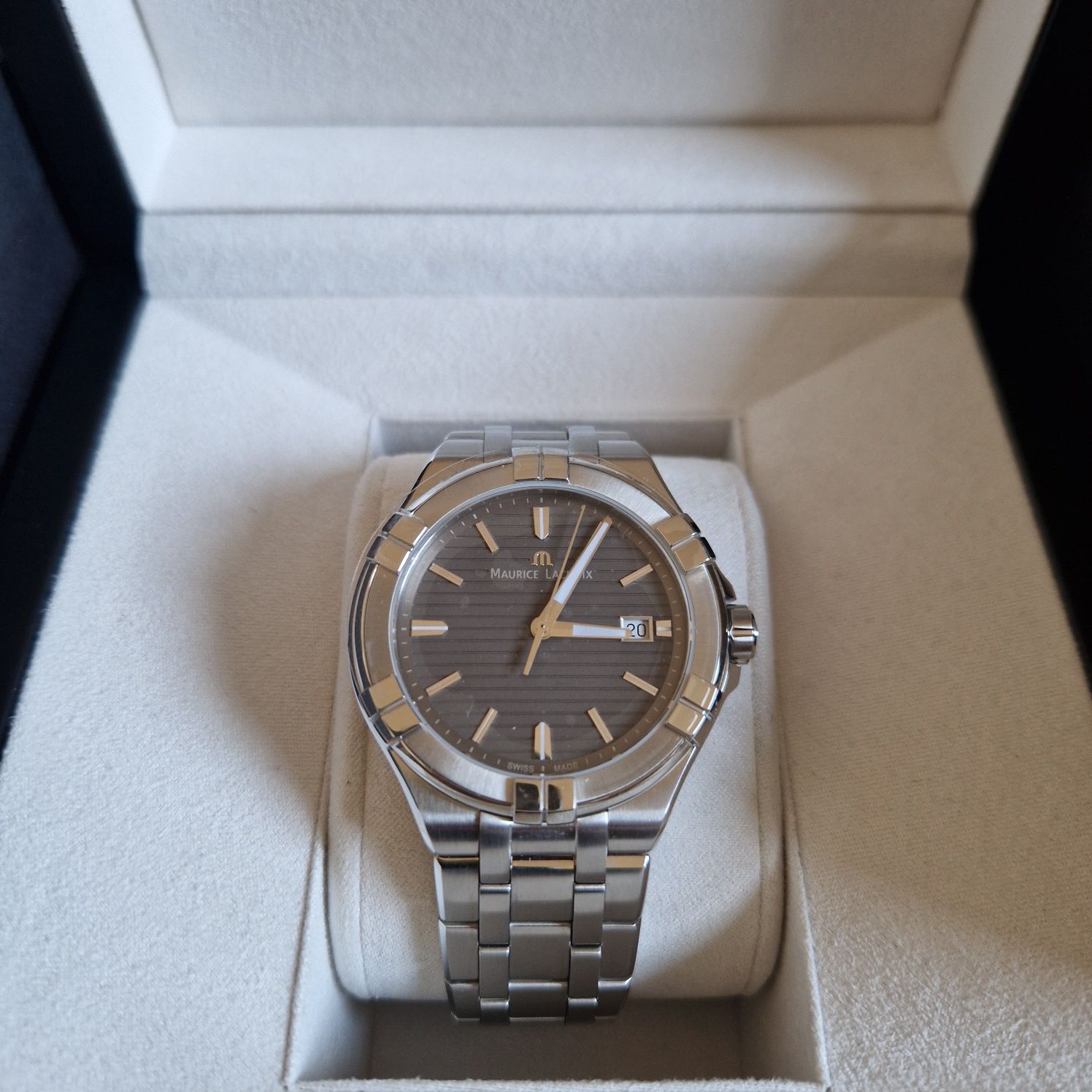 Maurice Lacroix Aikon nowy mechanizm kwarcowy kwarc