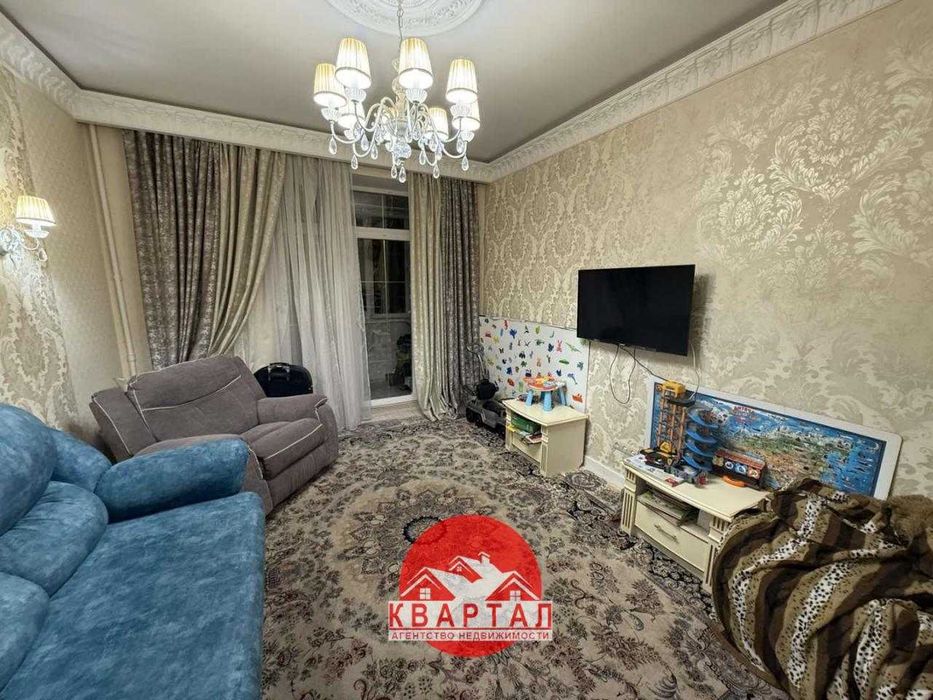 Продается 2-х комнатная полнометражная квартира на Мира