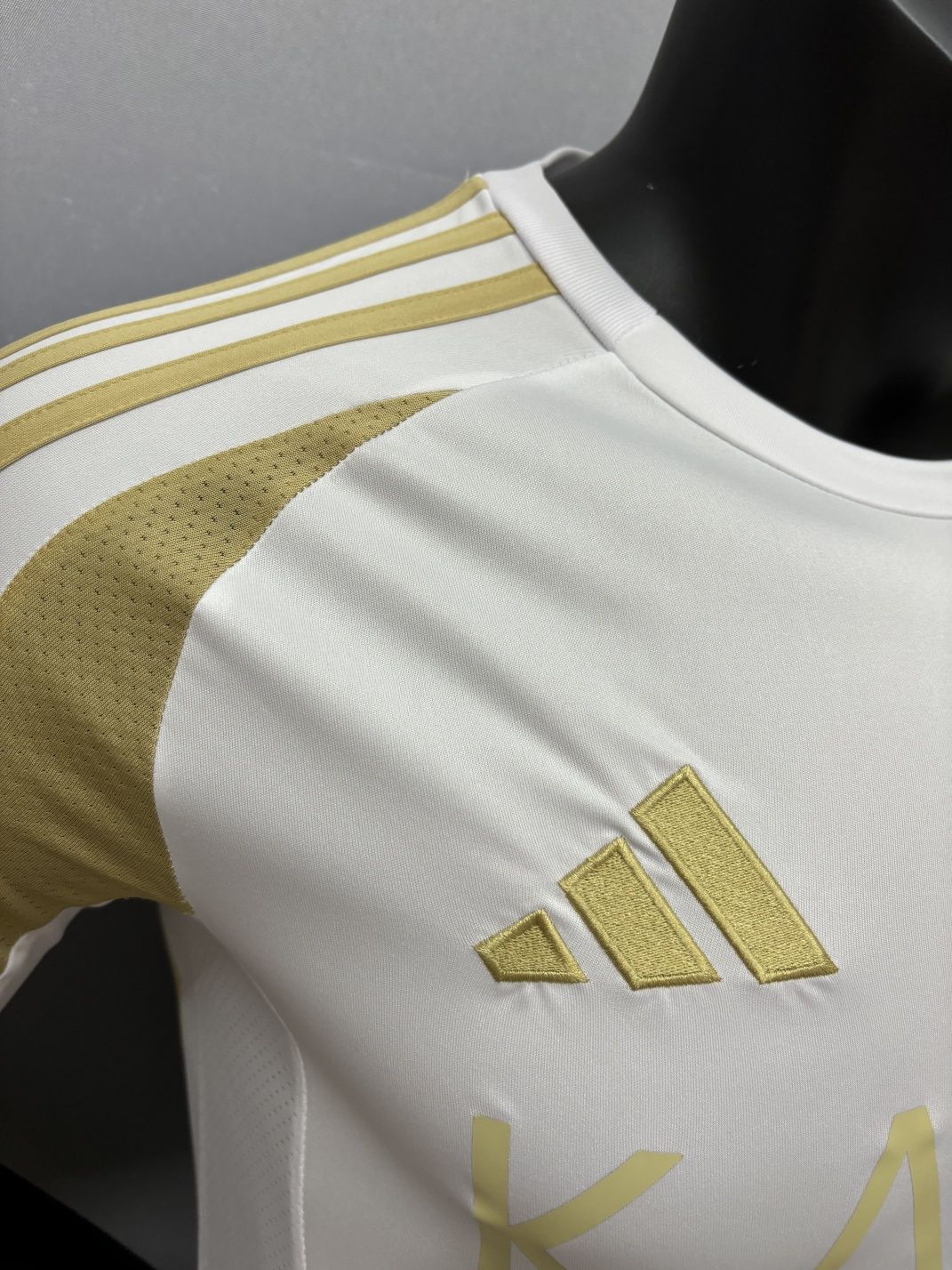 Camisola de Futebol Al-nassr 2025 ( TODOS OS TAMANHOS )
