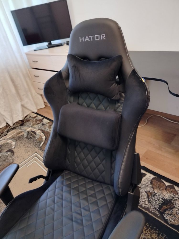 Продам кресло офісне