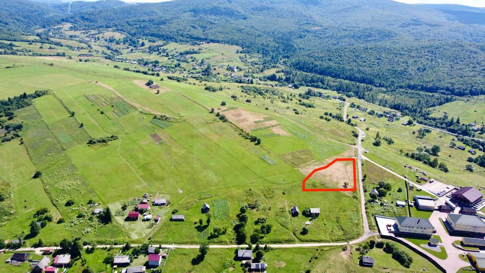 Продається земельна діл. площею 0.25 га в с.Климець Сколівського р-ну.