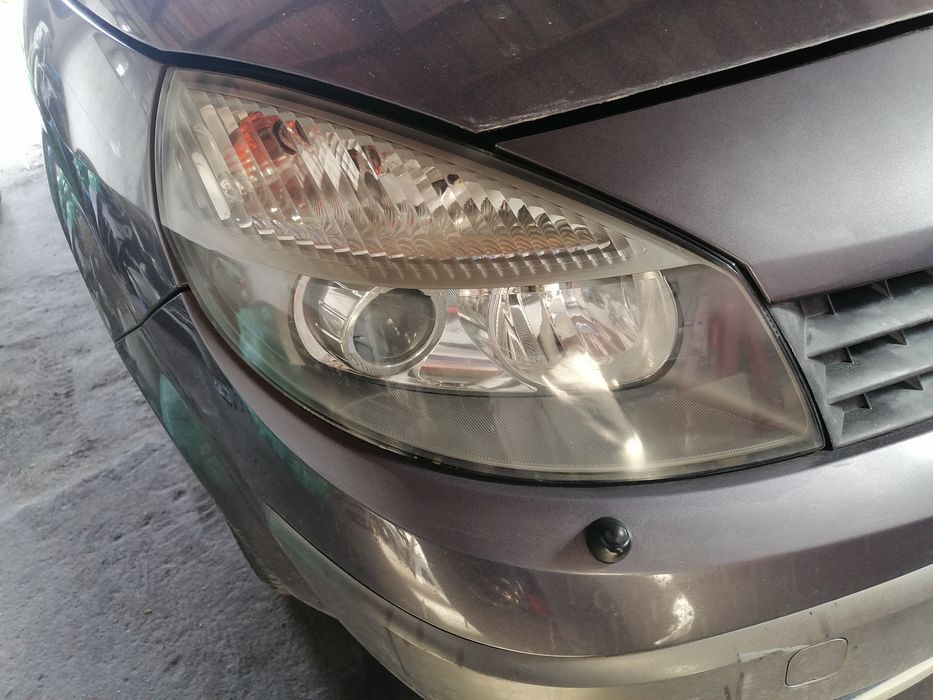 Reflektor xenon Renault Scenic 2