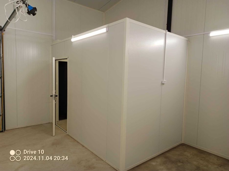 Garaż/Pawilony z płyty warstwowej PIR/ocieplane