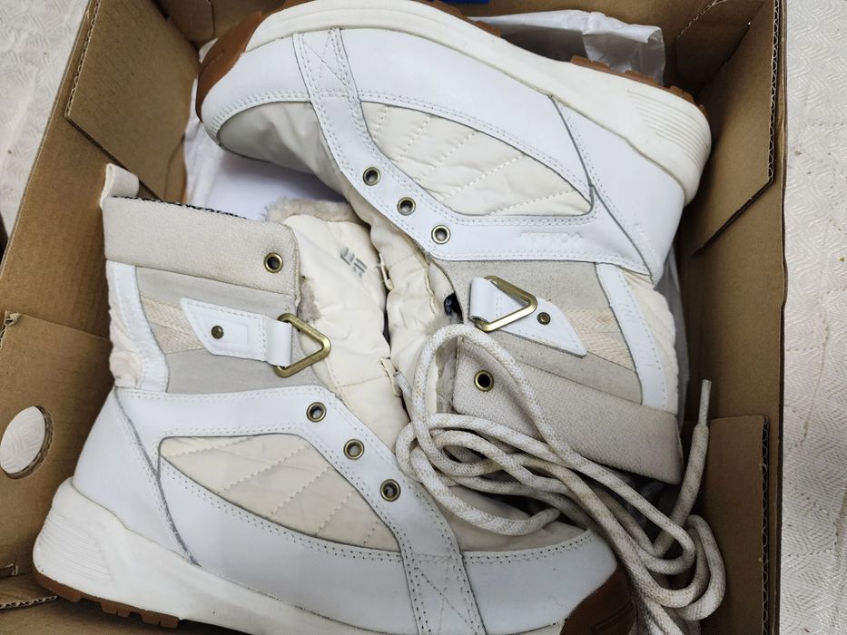 Columbia жіноче зимове взуття