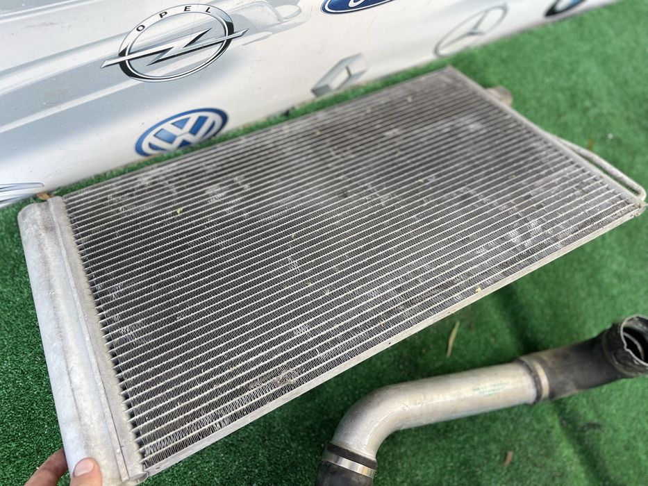 Интеркуллер Е60 Е61 радиатор кондиционера BMW E60 E61