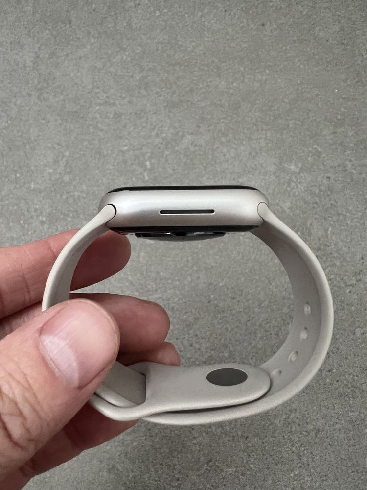 200$ Apple Watch series 7 41mm