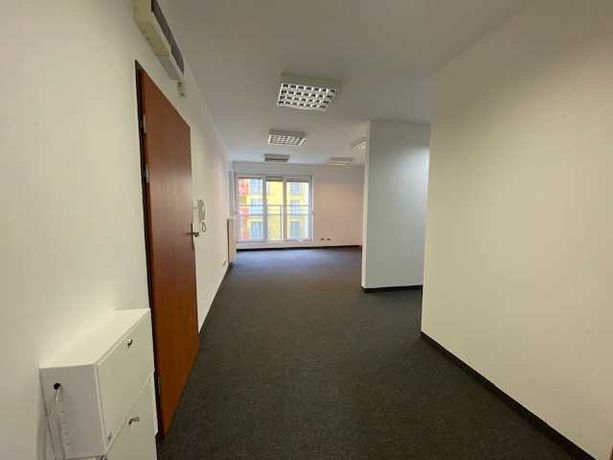 Do wynajęcia od teraz :  lokal biurowy 75 m2, Legnicka 55, Wrocław