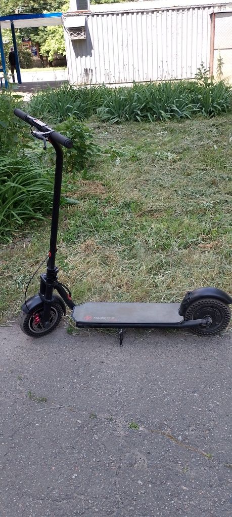 Електросамокат Maxxter teo max solid