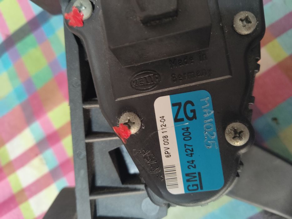 pedal acelerador astra  H 2008 1.7 CDTi
