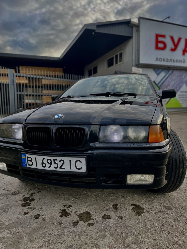 BMW е36 m52б25.