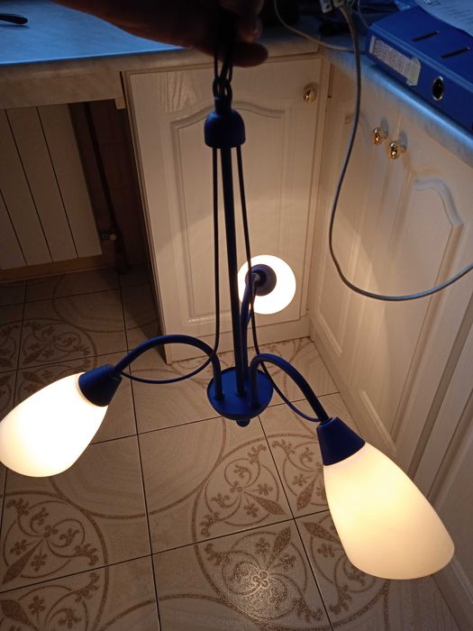 Żyrandol 3 - ramienny metalowy niebieski wys. 62 cm
