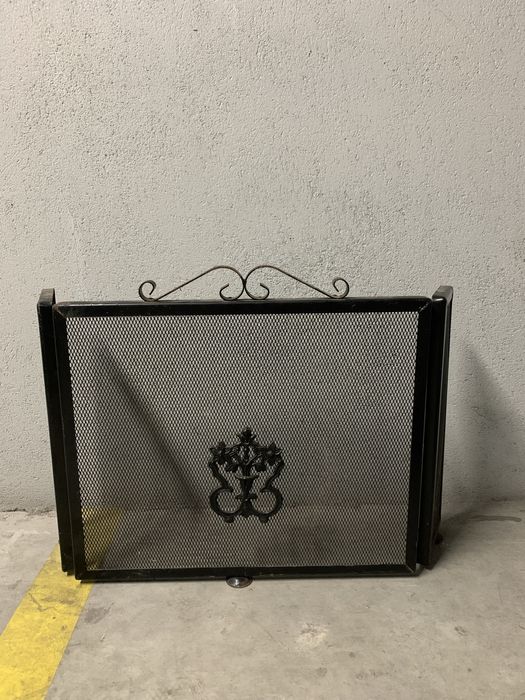 Resguardo lareira em ferro