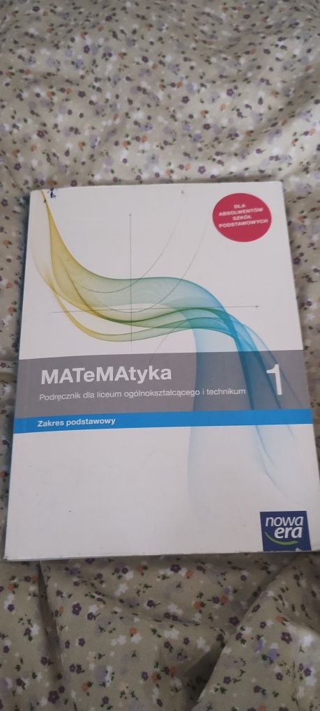 Sprzedam książki do technikum i liceum klasa 1